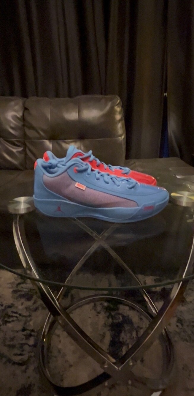 Luka .77 x Jordan NY vs NY Men's Size 13